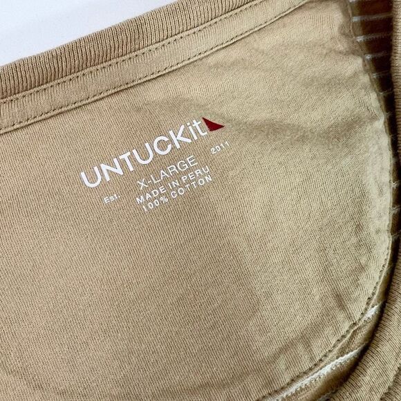 UNTUCKit Lambert Tee Long Sleeve Mens XL Crew Neck Cream & White Stripe Pullover - Picture 4 of 9